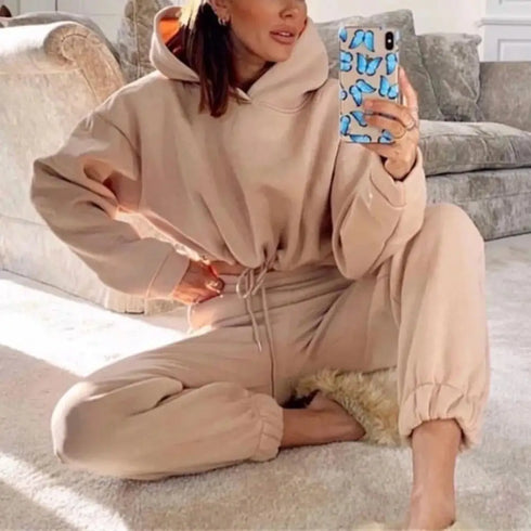 Women’s Winter and Autumn Two-Piece Tracksuit - Oversized Sweatshirt Solid Color Sportswear Hoodie - Warms Hoodies
